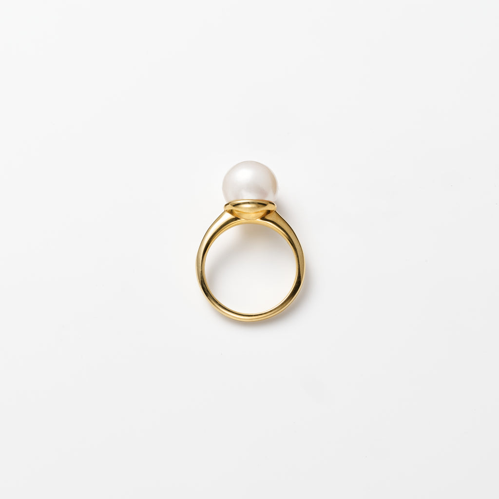 Modern Pearl Gold Ring