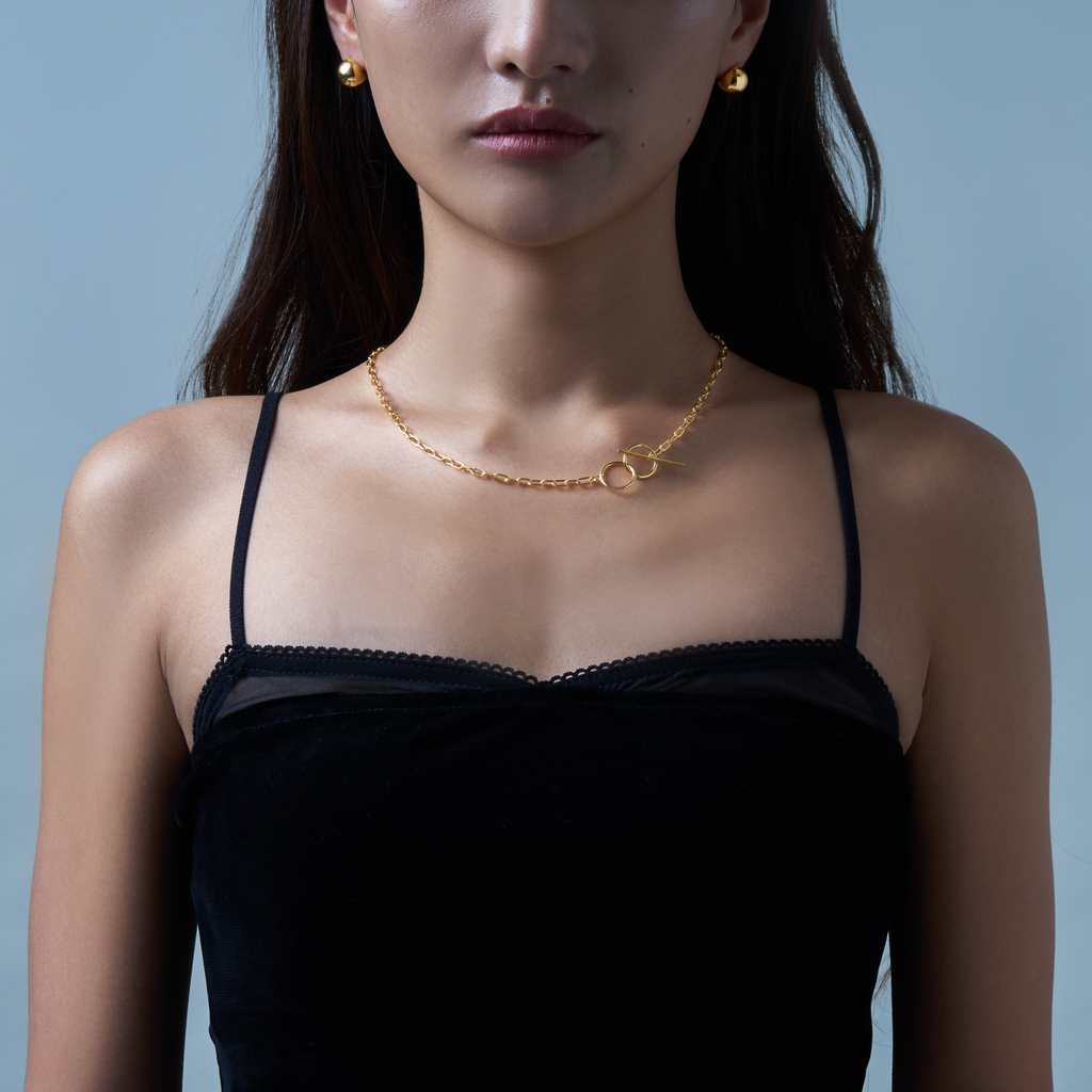 Twin Loop Toggle Chain Gold Necklace
