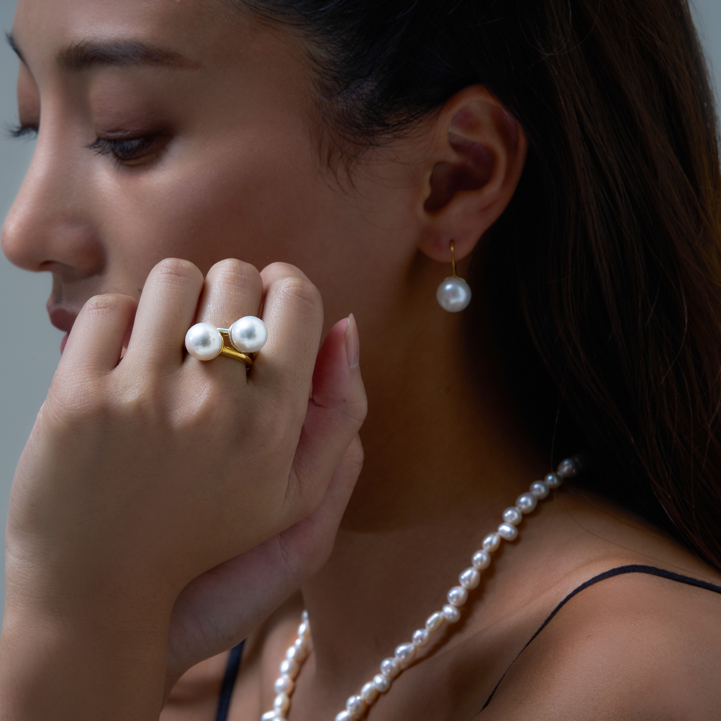 Modern Pearl Silver Ring